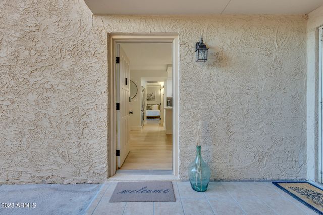 8649 E Royal Palm Road 121, Scottsdale, AZ 85258