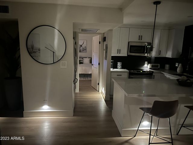 8649 E Royal Palm Road 121, Scottsdale, AZ 85258