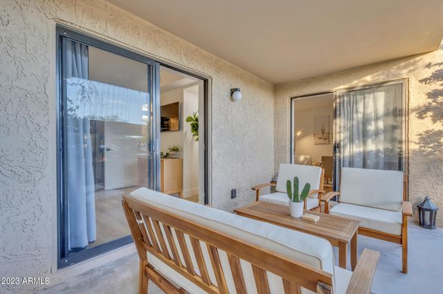 8649 E Royal Palm Road 121, Scottsdale, AZ 85258