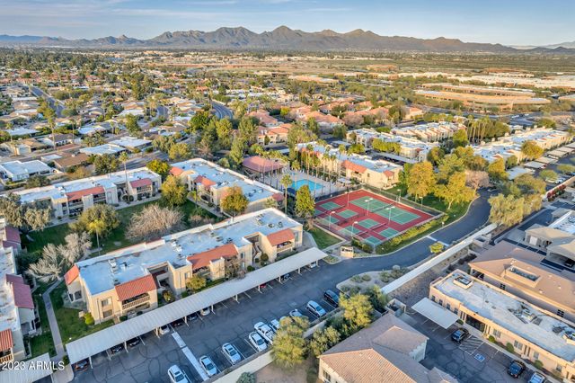 8649 E Royal Palm Road 121, Scottsdale, AZ 85258