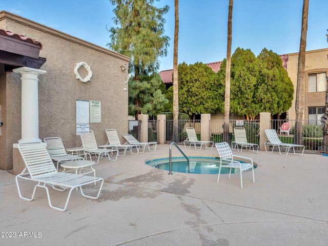 8649 E Royal Palm Road 121, Scottsdale, AZ 85258