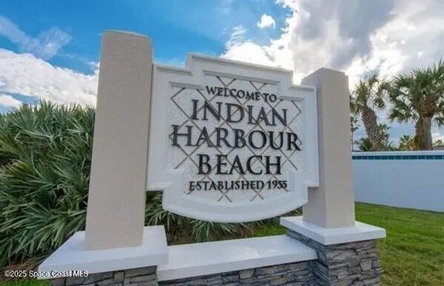 245 Harbour Drive E, Indian Harbour Beach, FL 32937