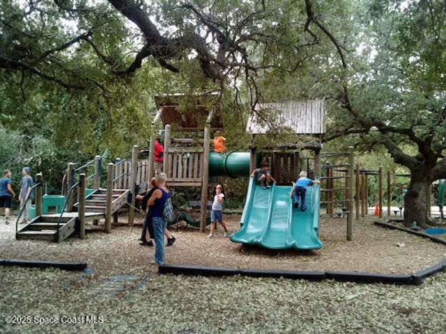 245 Harbour Drive E, Indian Harbour Beach, FL 32937