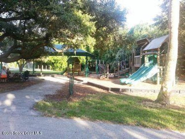 245 Harbour Drive E, Indian Harbour Beach, FL 32937