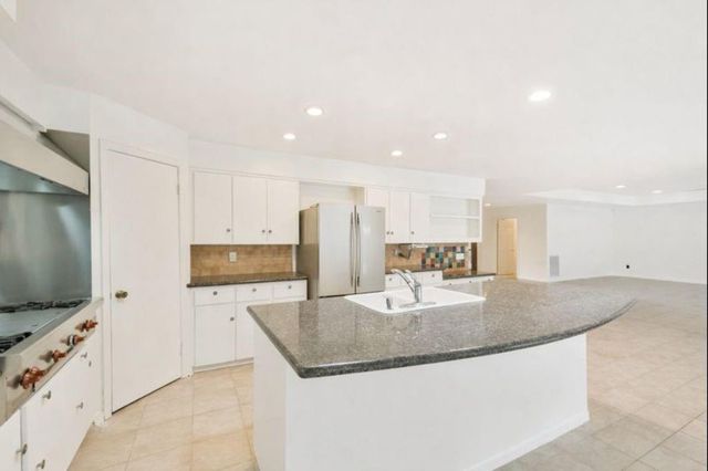 5502 Olympia Fields Lane, Houston, TX 77069