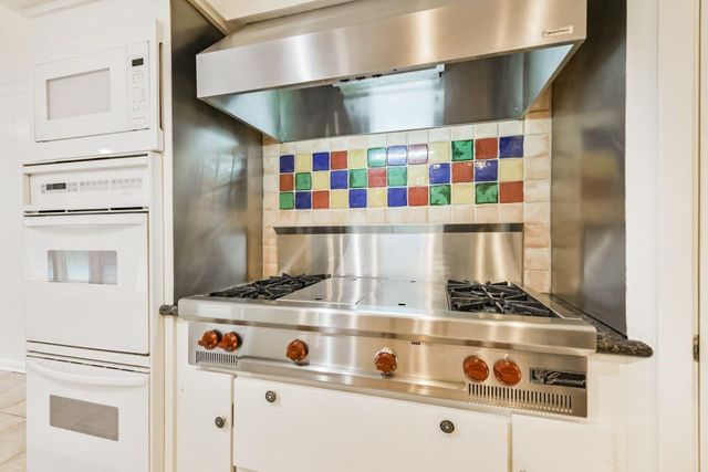 5502 Olympia Fields Lane, Houston, TX 77069