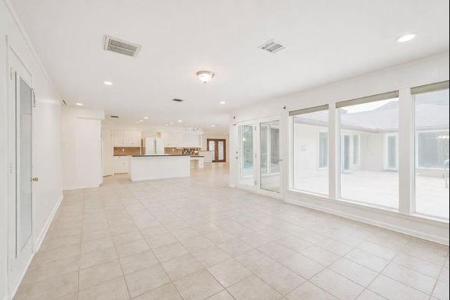 5502 Olympia Fields Lane, Houston, TX 77069