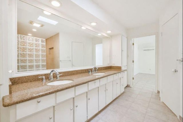 5502 Olympia Fields Lane, Houston, TX 77069