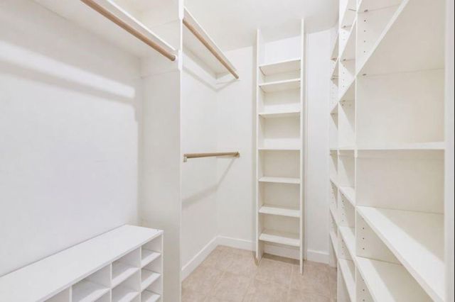 5502 Olympia Fields Lane, Houston, TX 77069