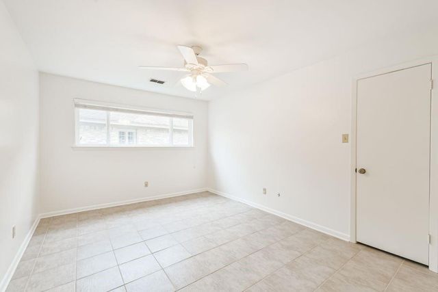 5502 Olympia Fields Lane, Houston, TX 77069