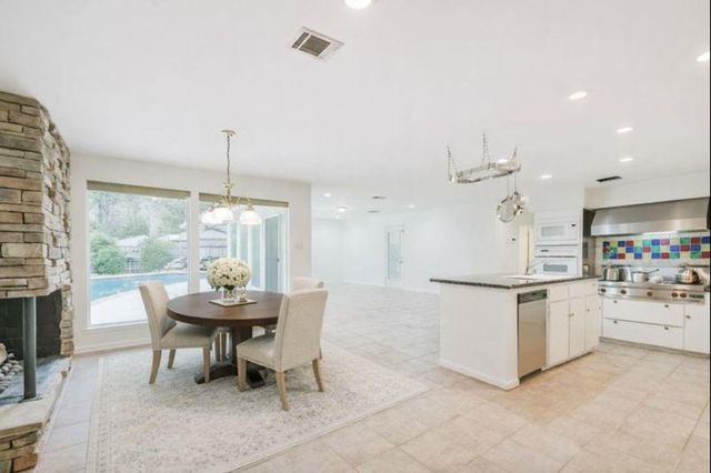 5502 Olympia Fields Lane, Houston, TX 77069