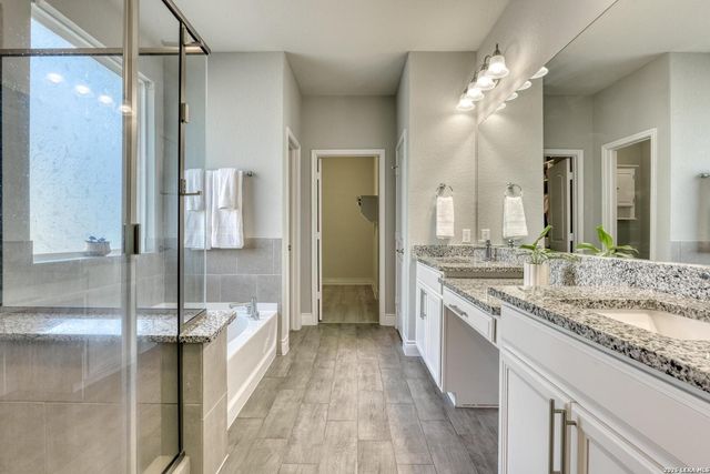 7610 Desperado Way, Boerne, TX 78015