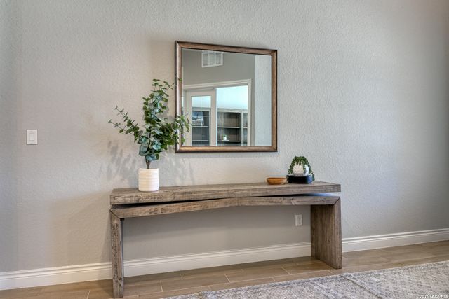 7610 Desperado Way, Boerne, TX 78015