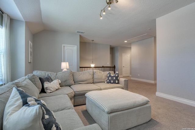 7610 Desperado Way, Boerne, TX 78015