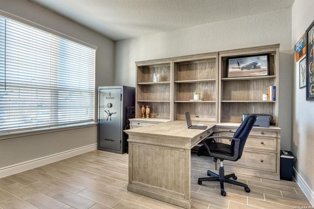 7610 Desperado Way, Boerne, TX 78015