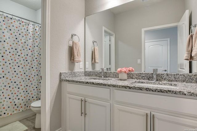 7610 Desperado Way, Boerne, TX 78015