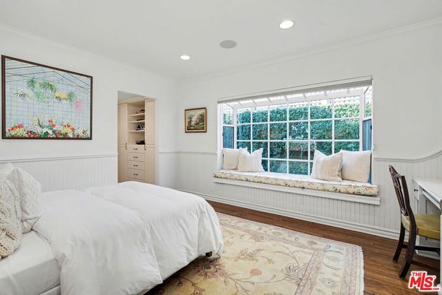 13041 Evanston Street, Los Angeles, CA 90049