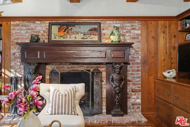 13041 Evanston Street, Los Angeles, CA 90049