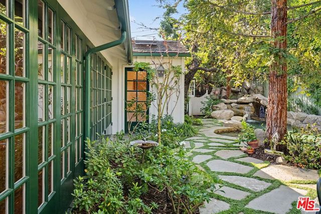 13041 Evanston Street, Los Angeles, CA 90049