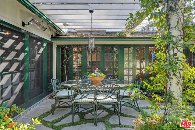 13041 Evanston Street, Los Angeles, CA 90049