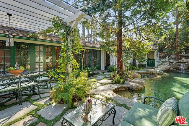 13041 Evanston Street, Los Angeles, CA 90049