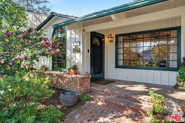 13041 Evanston Street, Los Angeles, CA 90049