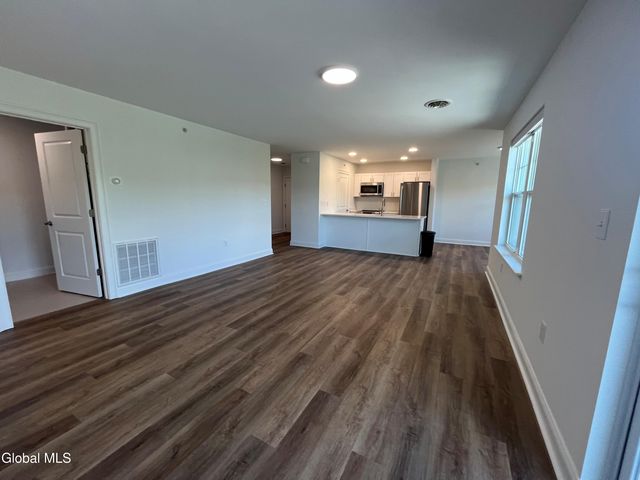 60 Weibel Avenue 2GL203, Saratoga Springs, NY 12866