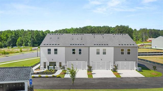 424 Reflection Drive, Stockbridge, GA 30281