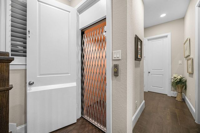 11932 Stirling Row Lane, Houston, TX 77082