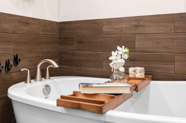 11932 Stirling Row Lane, Houston, TX 77082