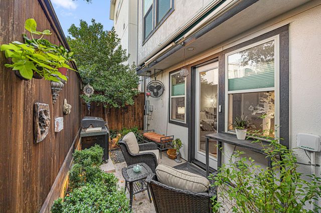 11932 Stirling Row Lane, Houston, TX 77082