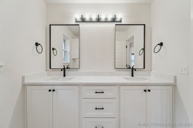 1416 N 72nd Street, Broken Arrow, OK 74014