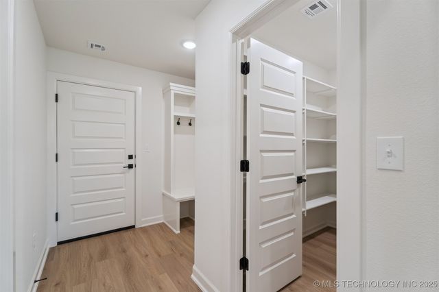 1416 N 72nd Street, Broken Arrow, OK 74014