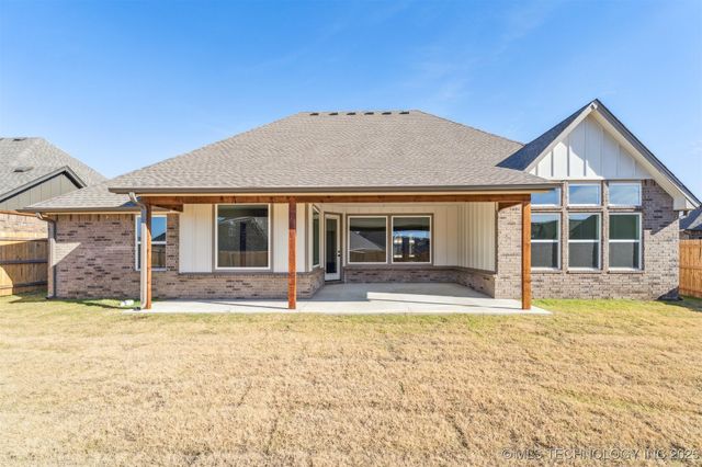 1416 N 72nd Street, Broken Arrow, OK 74014