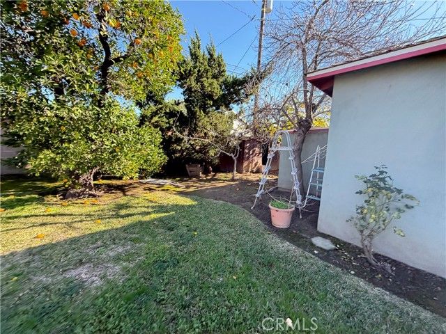 410 N Lyall, West Covina, CA 91790