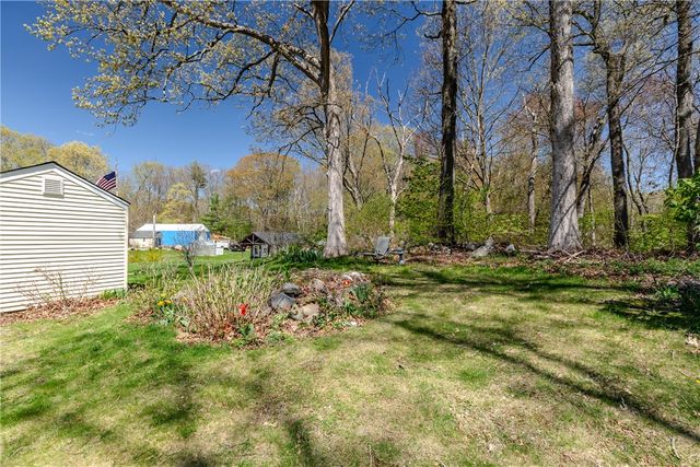 19 Leigh Road, Cumberland, RI 02864