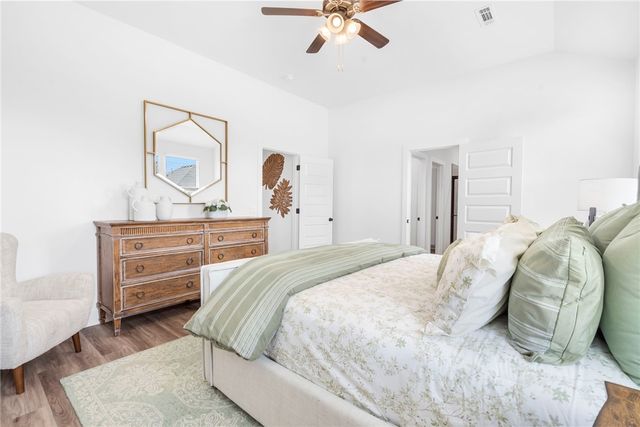 450 W Canada Drive, Farmington, AR 72730