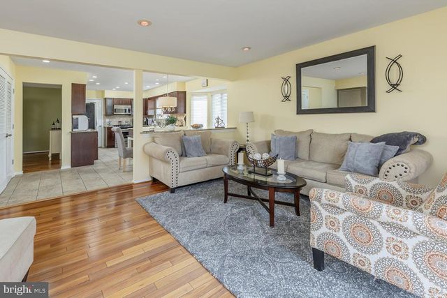 21 DOROTHY DR, Sewell, NJ 08080