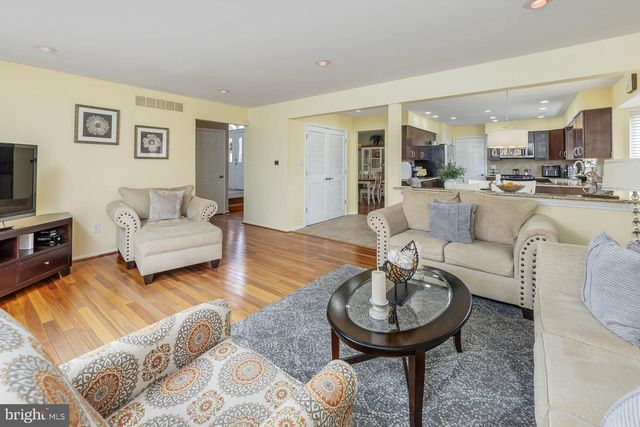 21 DOROTHY DR, Sewell, NJ 08080