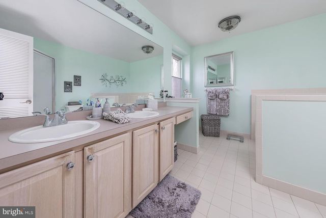 21 DOROTHY DR, Sewell, NJ 08080