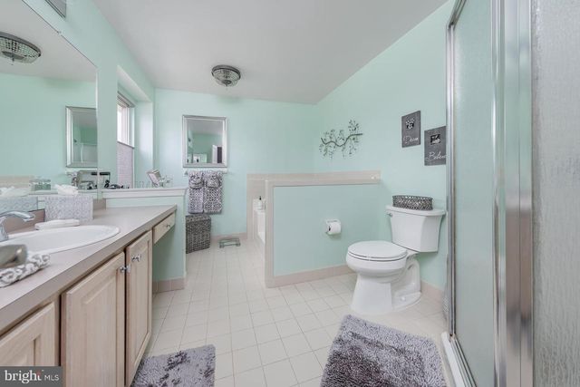 21 DOROTHY DR, Sewell, NJ 08080