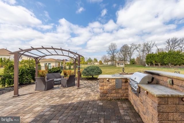 21 DOROTHY DR, Sewell, NJ 08080