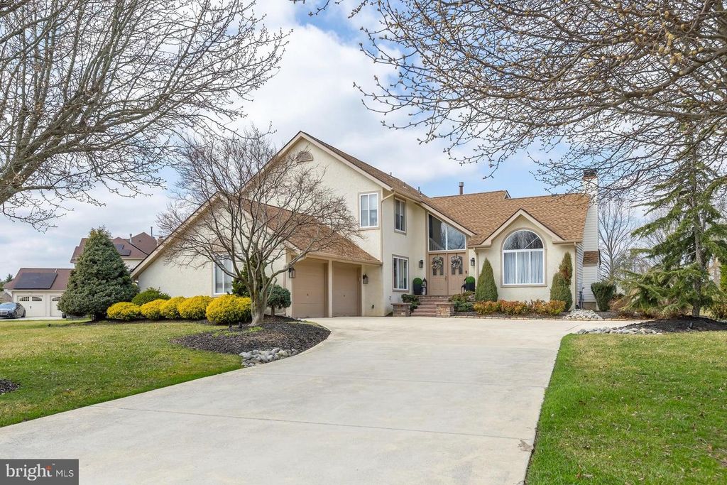 21 DOROTHY DR, Sewell, NJ 08080