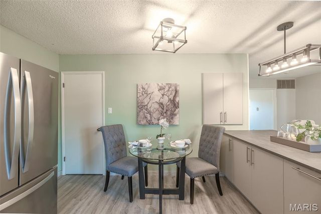 699 Fox Plains Drive, Florissant, MO 63034