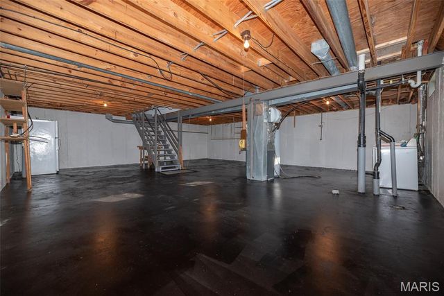 699 Fox Plains Drive, Florissant, MO 63034