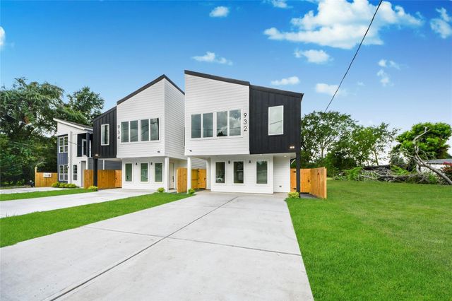 932 South Lane Unit A Lane, South Houston, TX 77088