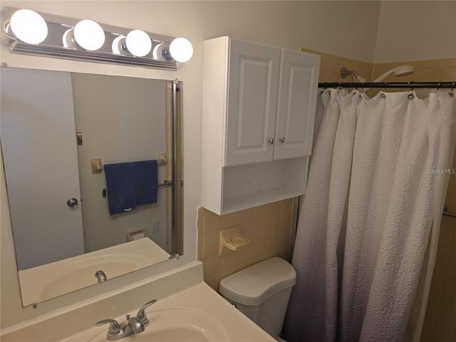 5267 81ST STREET N 5, St Petersburg, FL 33709