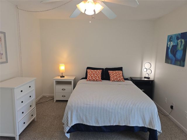 5267 81ST STREET N 5, St Petersburg, FL 33709