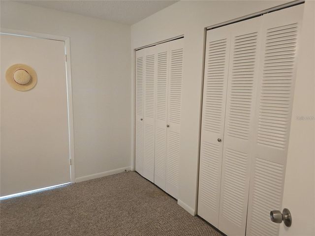 5267 81ST STREET N 5, St Petersburg, FL 33709