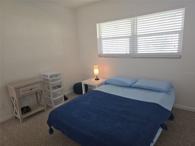 5267 81ST STREET N 5, St Petersburg, FL 33709